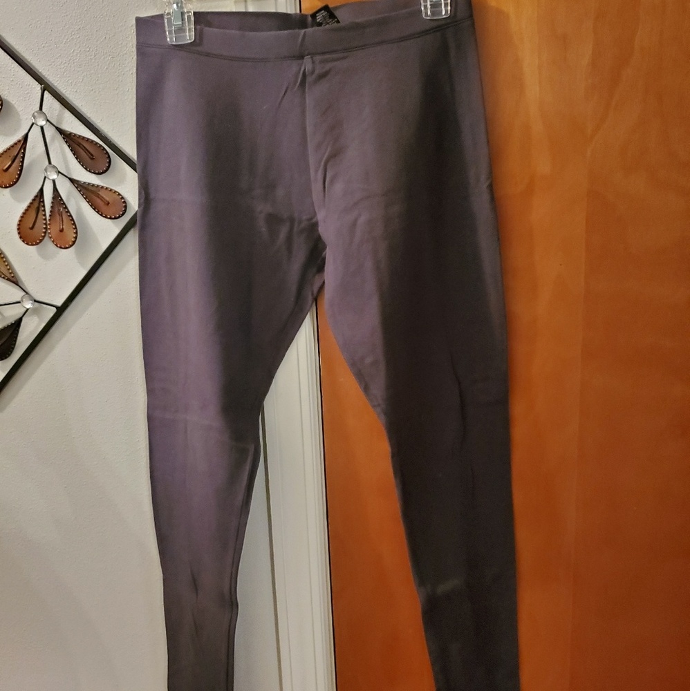 Victoria's Secret dark grey leggings - med
